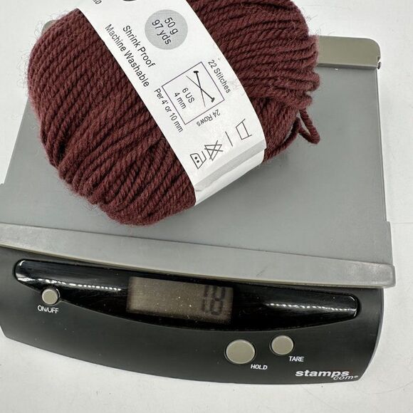 Elegant Heavenly Yarn Chocolate Brown Red Mint Green 100% Merino Wool Skein Lot - Picture 6 of 9